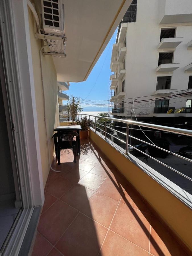 Modern Beachfront Apartments Саранда Экстерьер фото