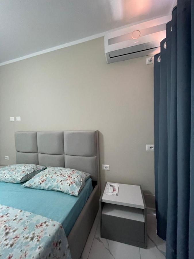 Modern Beachfront Apartments Саранда Экстерьер фото